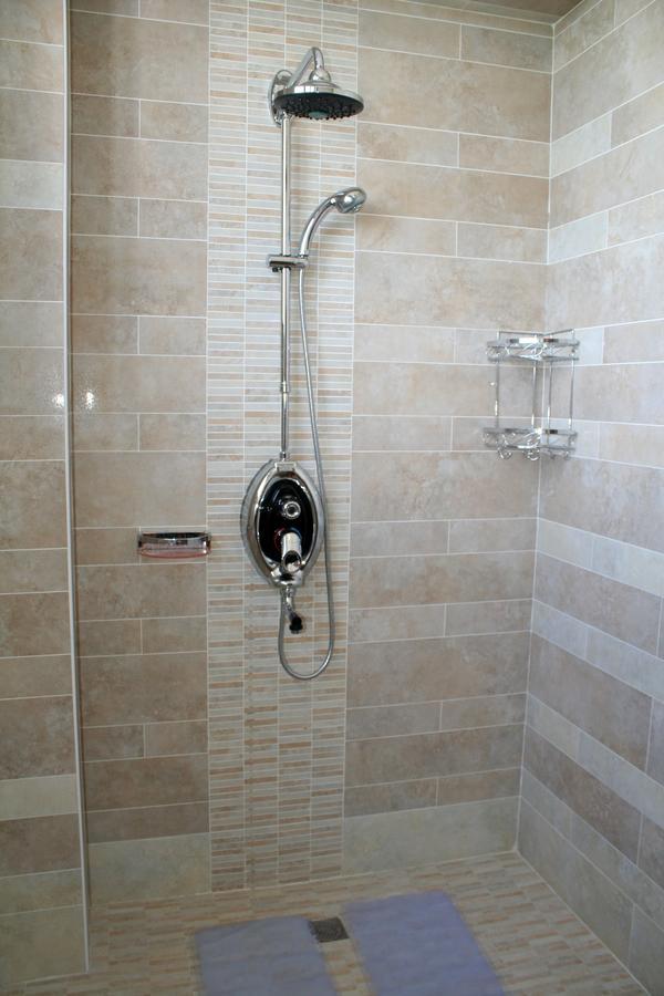 Hotel Luxurious Taras Exterior foto